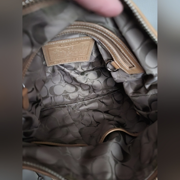 Vintage Coach Legacy Slim Convertible Leather Purse - Picture 7 of 10